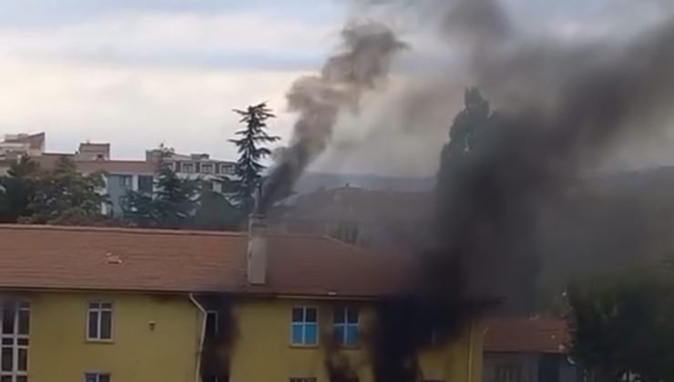Boş okul binasında çıkan yangın paniğe neden oldu