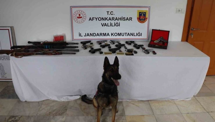 Eğlencelerde havaya ateş açan 27 şahsı jandarma yakaladı