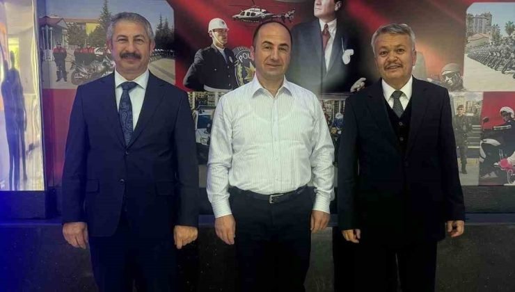 Eski müdürlerden Eskişehir İl Emniyet Müdürlüğü’ne ziyaret