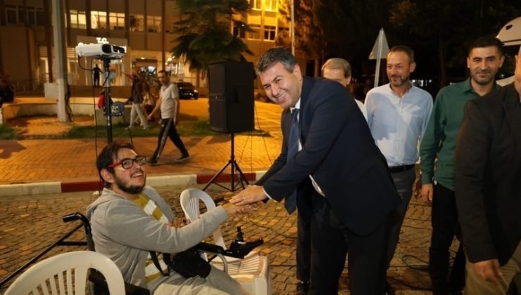 Gediz’de gezen sinema büyük ilgi gördü