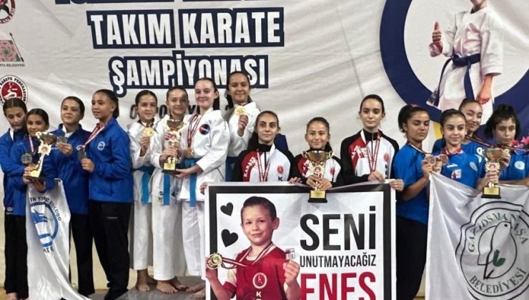 Tavşanlı Belediyesi Karate Takımı Türkiye şampiyonu oldu