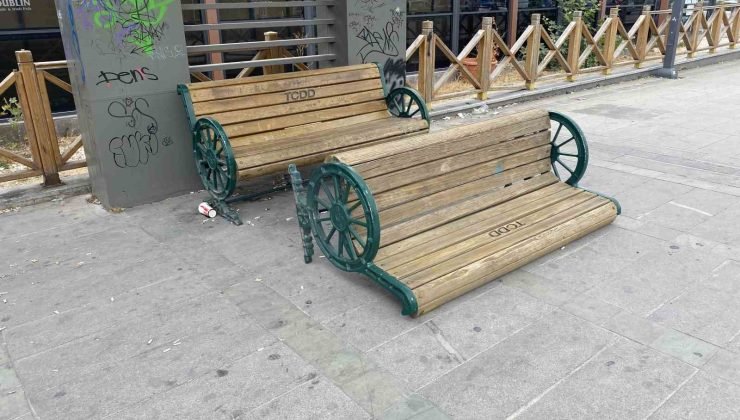 Tepebaşı’ndaki bank vandalların hedefi oldu