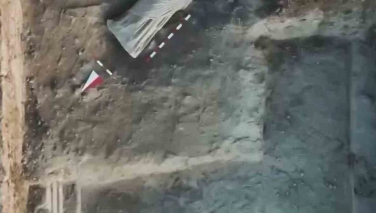 Uşak’ta Roma Dönemi’ne ait kadın heykeli bulundu