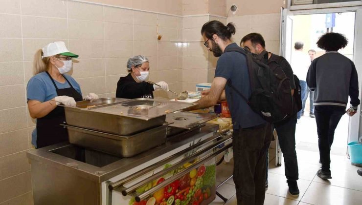 Başkan Ataç: “Gençlerimize destek olmaya devam edeceğiz”