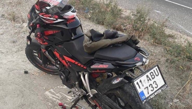 Devrilen motosikletin sürücüsü yaralandı