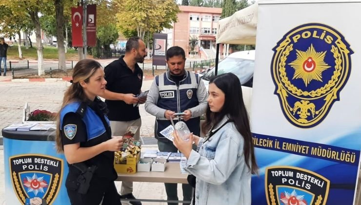 Emniyet ekiplerinden öğrencileri bilinçlendirme platformu