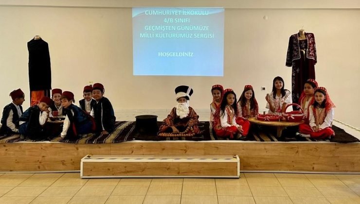 Hisarcık Cumhuriyet İlkokulunda, “Geçmişten Günümüze Milli Kültürümüz” konulu sergi