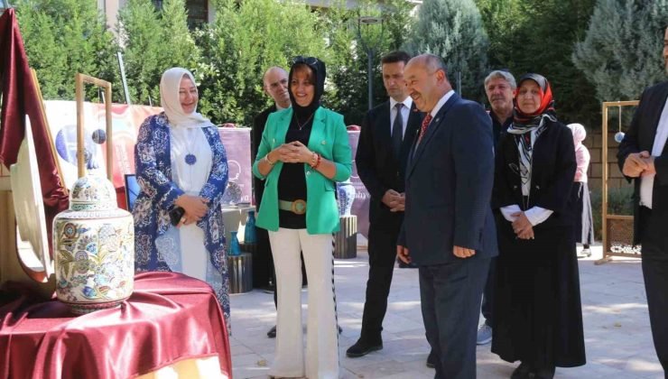 Kütahya’da “Yetişkin Eğitiminde Tematik Öğretim Yaklaşımı” projesi sergisi