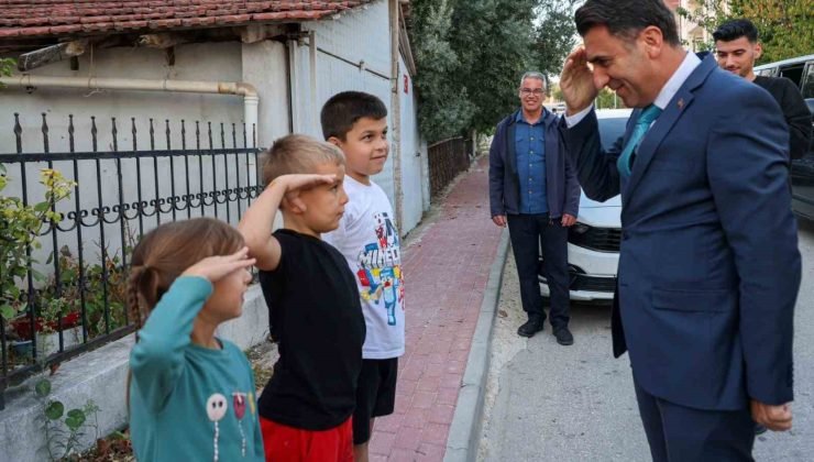 Şehit ailesini ziyaret etti