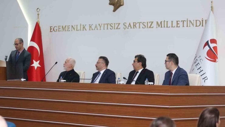 Vali Aksoy, il sağlık hizmetleri değerlendirme toplantısı gerçekleştirdi