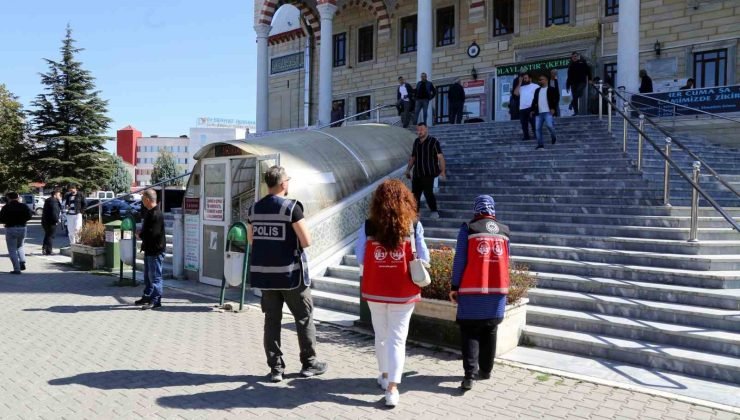 Yoksul ve sokakta çalıştırılan çocuklarla ilgili çalışma yapıldı