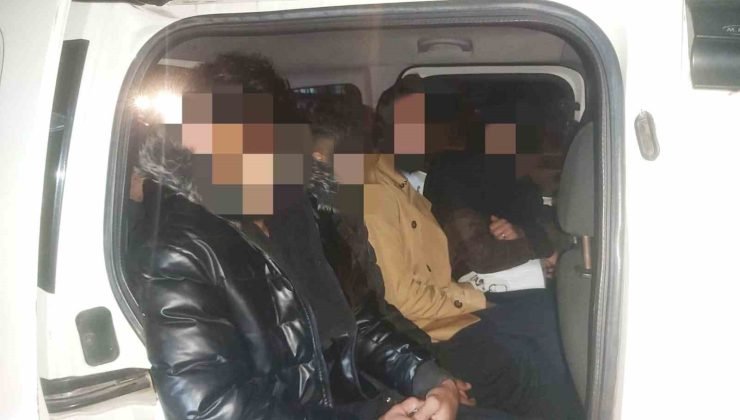 Afyonkarahisar’da 7 düzensiz göçmen yakalandı