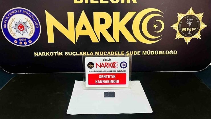 Bilecik’te otobüs terminalinde uyuşturucu madde ile yakalandı