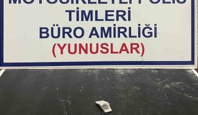 Cep telefonu kılıfından uyuşturucu çıktı