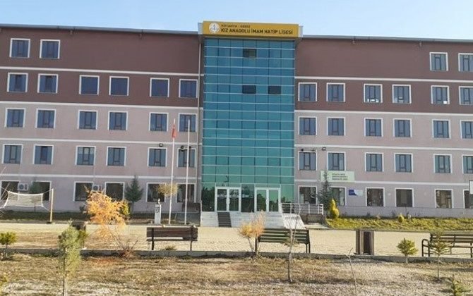 Gediz Kız Anadolu İmam Hatip Lisesi hiçe desteği almaya hak kazandı