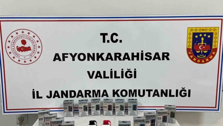 Jandarma kaçak elektronik sigara ele geçirdi
