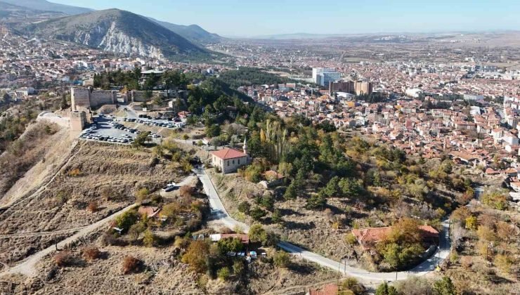 Kütahya’da ’Tarihi ve Doğayı Buluşturan Hisar Yürüyüş Yolu’nun ikinci etabı açıldı