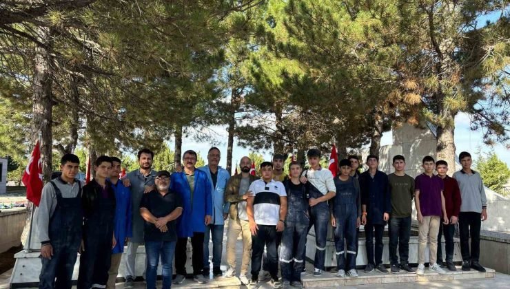 Liselilerden alkışlanacak davranış