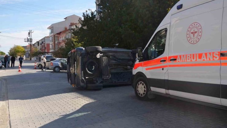 Tavşanlı’da trafik kazası: Takla atan araçta burnu bile kanamadı