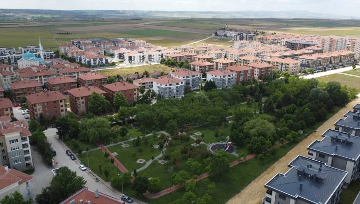 Tepebaşı’dan yeşil alan miktarı artmaya devam ediyor