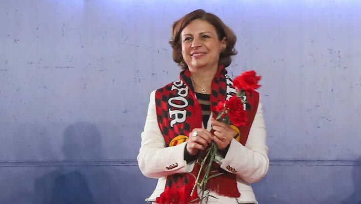 ayse-ünlüce-8-mart-mesajı