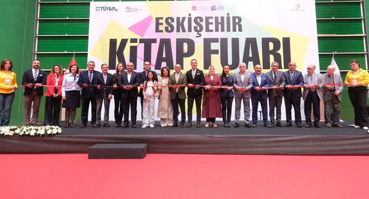 Eskişehir 4. Kitap Fuarı Kapılarını Açtı