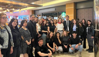 TOKİ Şehit İsmail Tetik Anadolu Lisesi’nden Sanat Dolu Yıl Sonu Sergisi