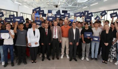 TEI Havacılık Teknisyen Okulu İkinci Mezunlarını Verdi