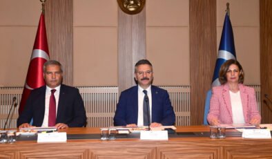 Anadolu Üniversitesi Dış Danışma Kurulu Toplandı: Ortak Akıl ile Geleceğe Yön Veriliyor