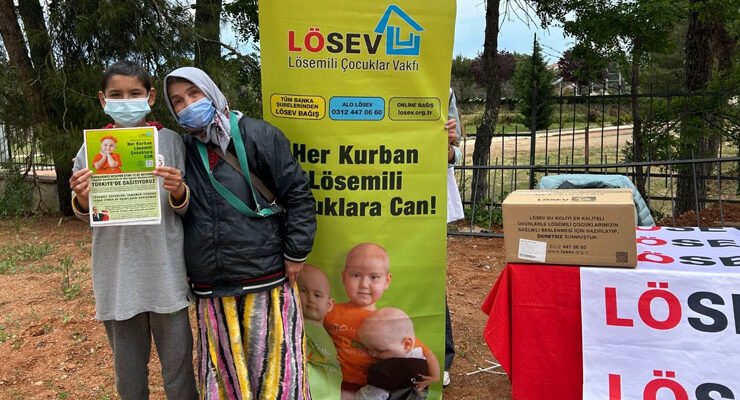 LÖSEV’den Kanserle Mücadele Eden Ailelere 12 Ay Boyunca Et Desteği