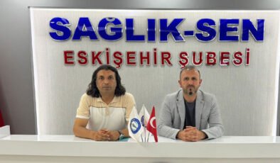 Sağlık Bakanı’na Tepki: Sistemin Yükü Sırtımızda, Emeğimizse Yok Sayılıyor