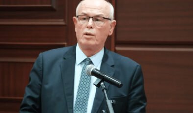 Kazım Kurt’tan Sert Tepki: Atatürk’ün Adını Sildiler, Fethi Heper İçin Aileye Soruldu mu?