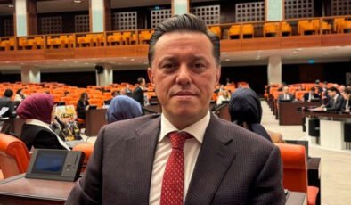 Nebi Hatipoğlu’ndan CHP’ye Sert Tepki: Hz. Muhammed’e Hakarete Sessiz Kaldılar