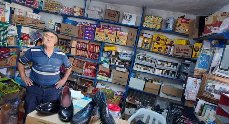 Seyitgazi’de 60 Yıllık Tarihi Bakkal Hizmet Vermeye Devam Ediyor