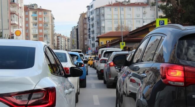 Eskişehir’in Trafik Sorunu Büyüyor: Uzmanlardan Acil Eylem Planı Uyarısı