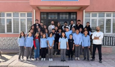 Eskişehir’de Köy Okullarında Ücretsiz Tıraş Etkinliği Öğrencileri Sevindirdi