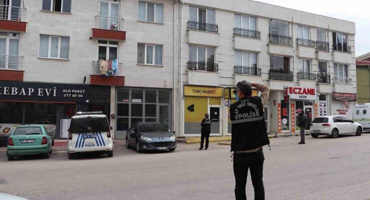 Eskişehir’de Eşinin Yaşadığı Binaya Tüfekle Ateş Eden Şahıs Tutuklandı