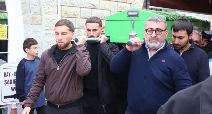 Orkun Kökçü’nün babaannesi Eskişehir’de son yolculuğuna uğurlandı