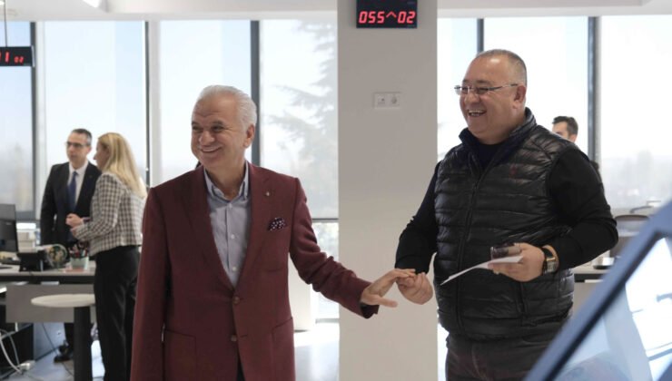 Eskişehir Ticaret Odası’nın Yeni Hizmet Binasında İlk Üye İşlemi Gerçekleştirildi