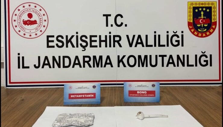 İstanbul’dan Eskişehir’e Getirilen Yasaklı Maddeyi Jandarma Yakaladı