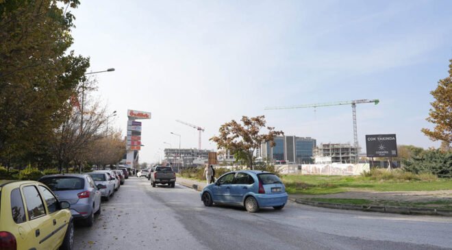 Büyükşehir Belediyesi’nden Uyarı: Vecihi Hürkuş Kavşağı Trafiğe Kapanıyor