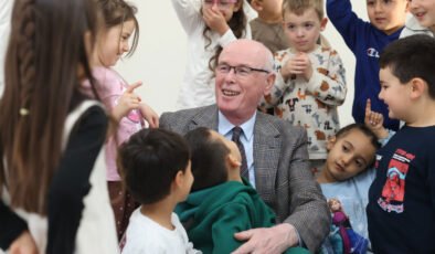 Başkan Kurt, Dünya Çocuk Hakları Günü’nü Miniklerle Kutladı