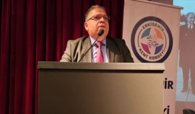 Eskişehir’de “Cumhuriyetimizin Hukuk Devleti Yolculuğu” Paneli Düzenlendi