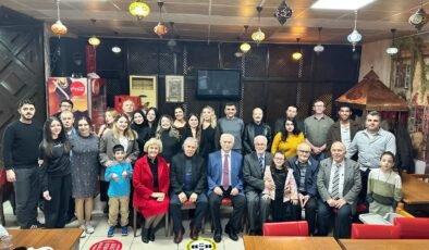 Önder Dil Öğretmenleri Öğretmenler Günü Yemeğinde Buluştu