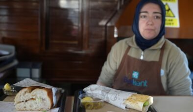 Eskişehir’in Yeni Çekim Merkezi İskele26: Balık Dürüm Menüde