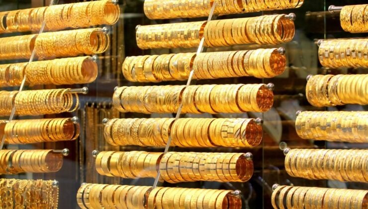 Altın fiyatları güne dalgalı başladı: Gram 6 bin 23 lira