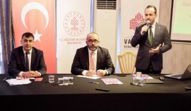 Aydın, Denizli ve Muğla’daki vakıflar yol haritasını belirledi