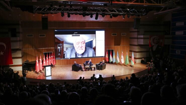 Ankara Büyükşehir Belediyesi “Dünya Türk Dili Ailesi Günü” paneline ev sahipliği yaptı