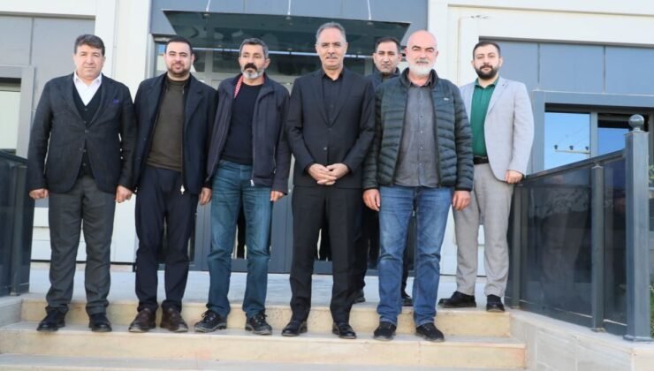 Başkan Kuş: Yol sorununu tamamen ortadan kaldıracağız