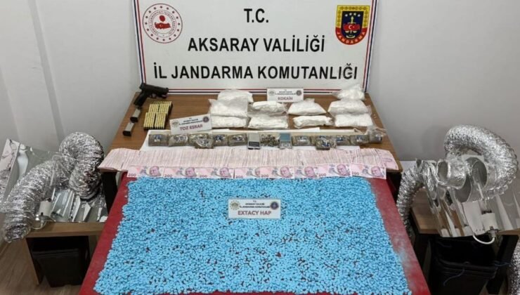 Aksaray’da uyuşturucu operasyonu: Kilolarca madde ele geçirildi, 2 şüpheli tutuklandı